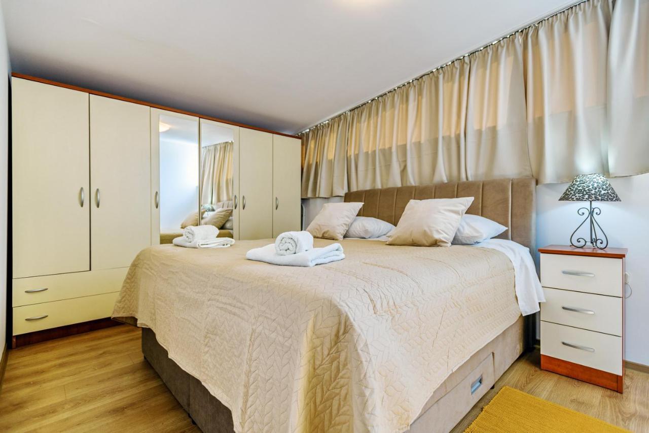 Comfort Holiday Apartment Zadar - With Parking And Balcony Exterior photo