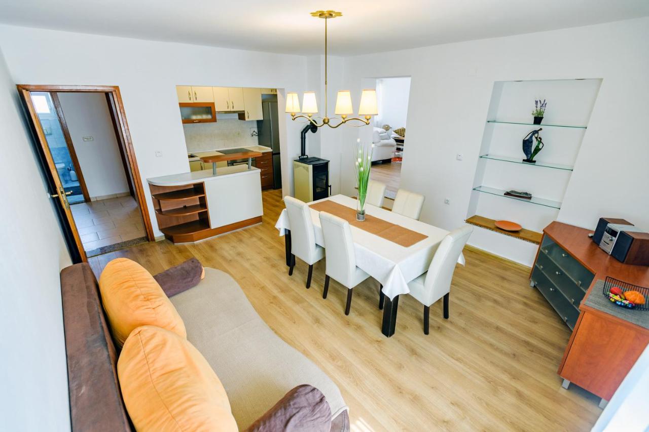 Comfort Holiday Apartment Zadar - With Parking And Balcony Exterior photo
